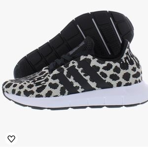 Adidas women’s swift run shoes